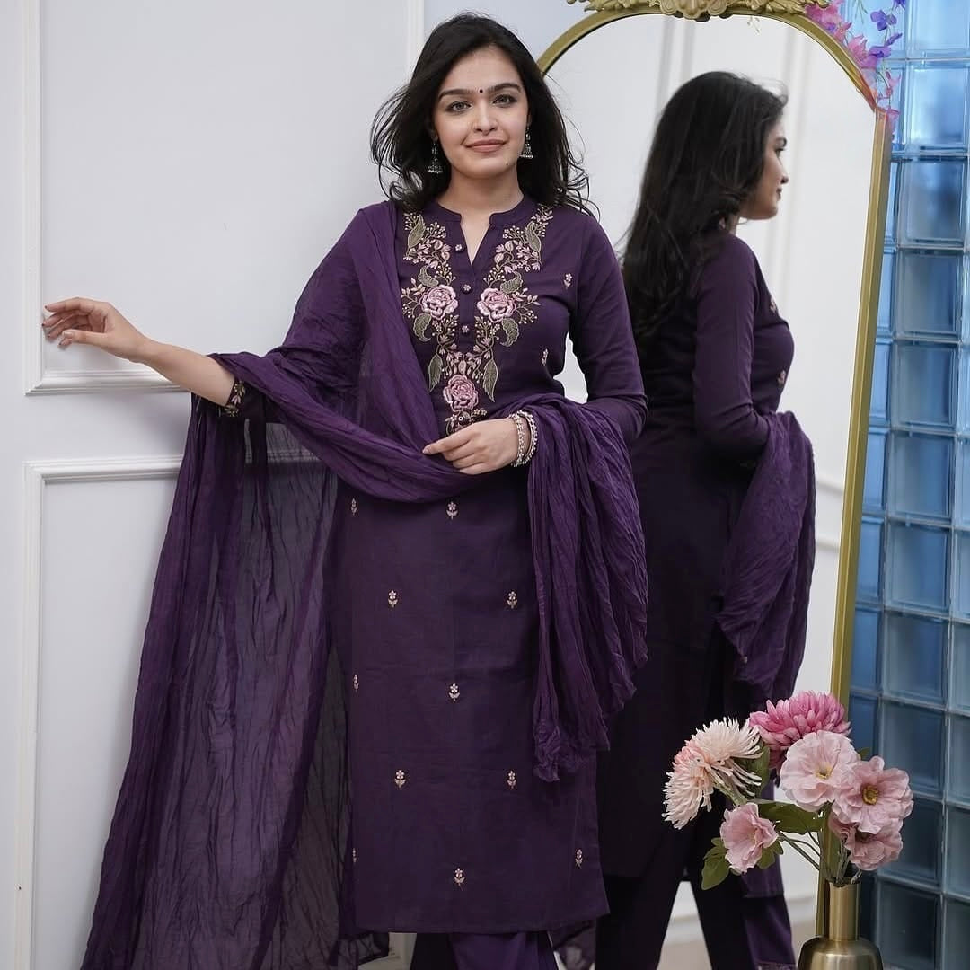 Raahi: Orchid Bloom Embroidered Ensemble