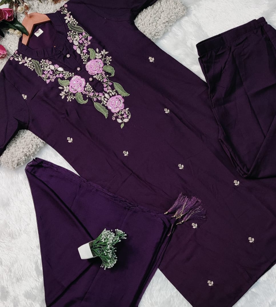 Raahi: Orchid Bloom Embroidered Ensemble