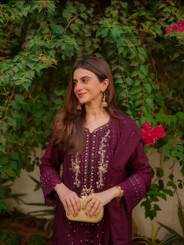 Elegant Embroidered Festive Suit – 3-Piece Set