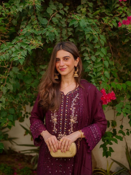 Elegant Embroidered Festive Suit – 3-Piece Set